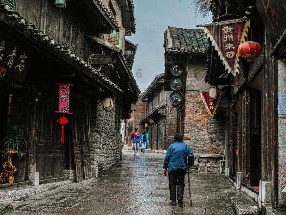 农业银行(01288)提名鞠建东为独立非执行董事候选人