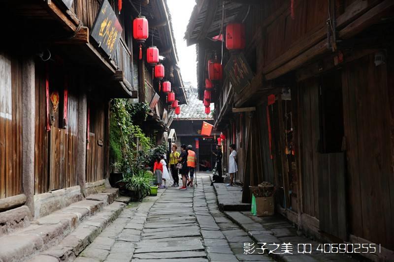 综合矛盾体的李白:我本不弃世,世人自弃我
